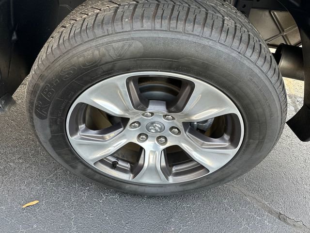 Used 2024 RAM 1500 Laramie image 23