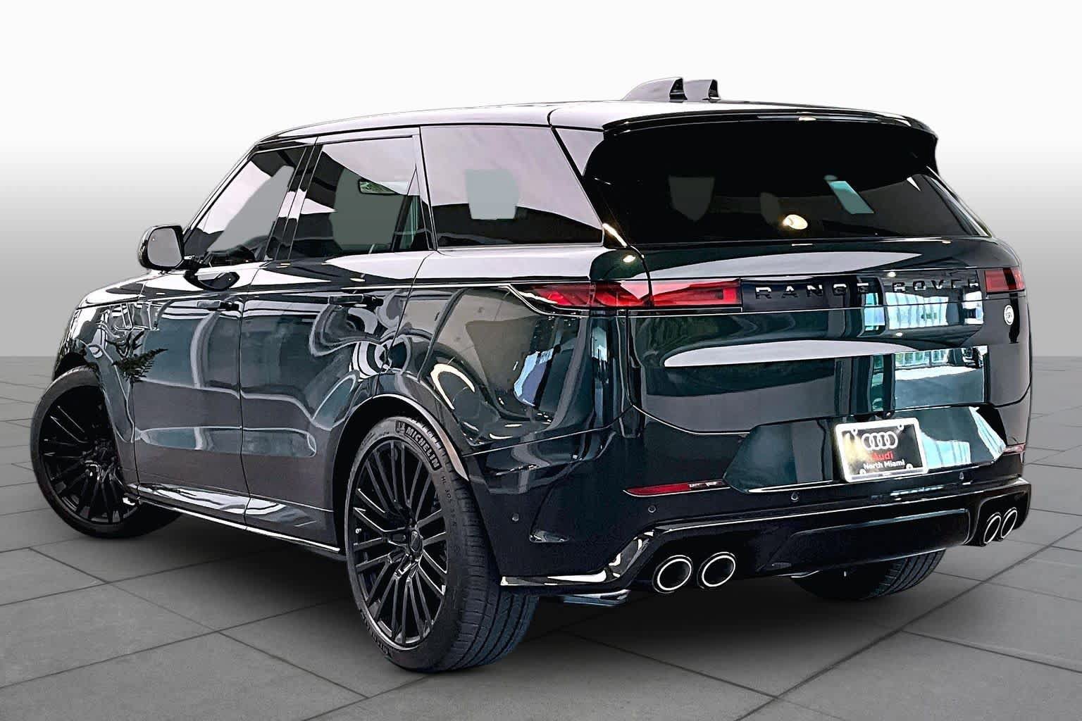 Used 2026 Land Rover Range Rover Sport SV AWD/4WD image 11