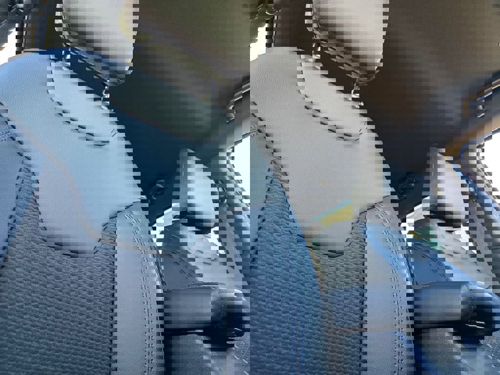 New 2026 Jeep Compass Latitude image 14