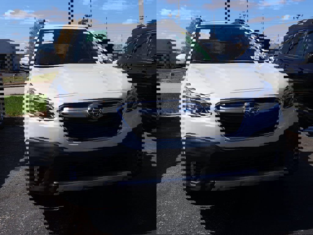 Used 2021 Subaru Outback Limited w/ Popular Package #2 image 2