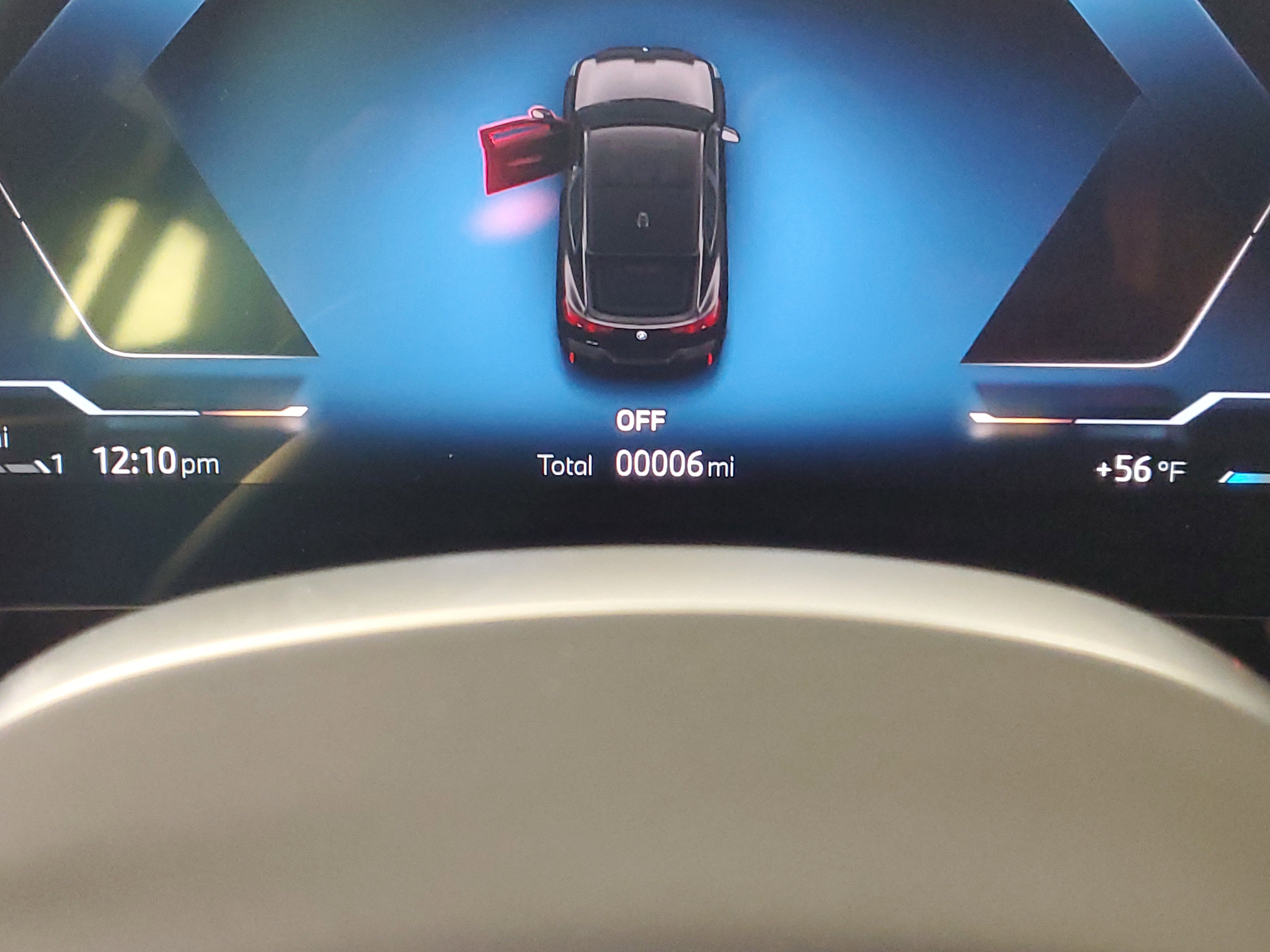 New 2025 BMW X2 xDrive28i w/ Convenience Package image 16