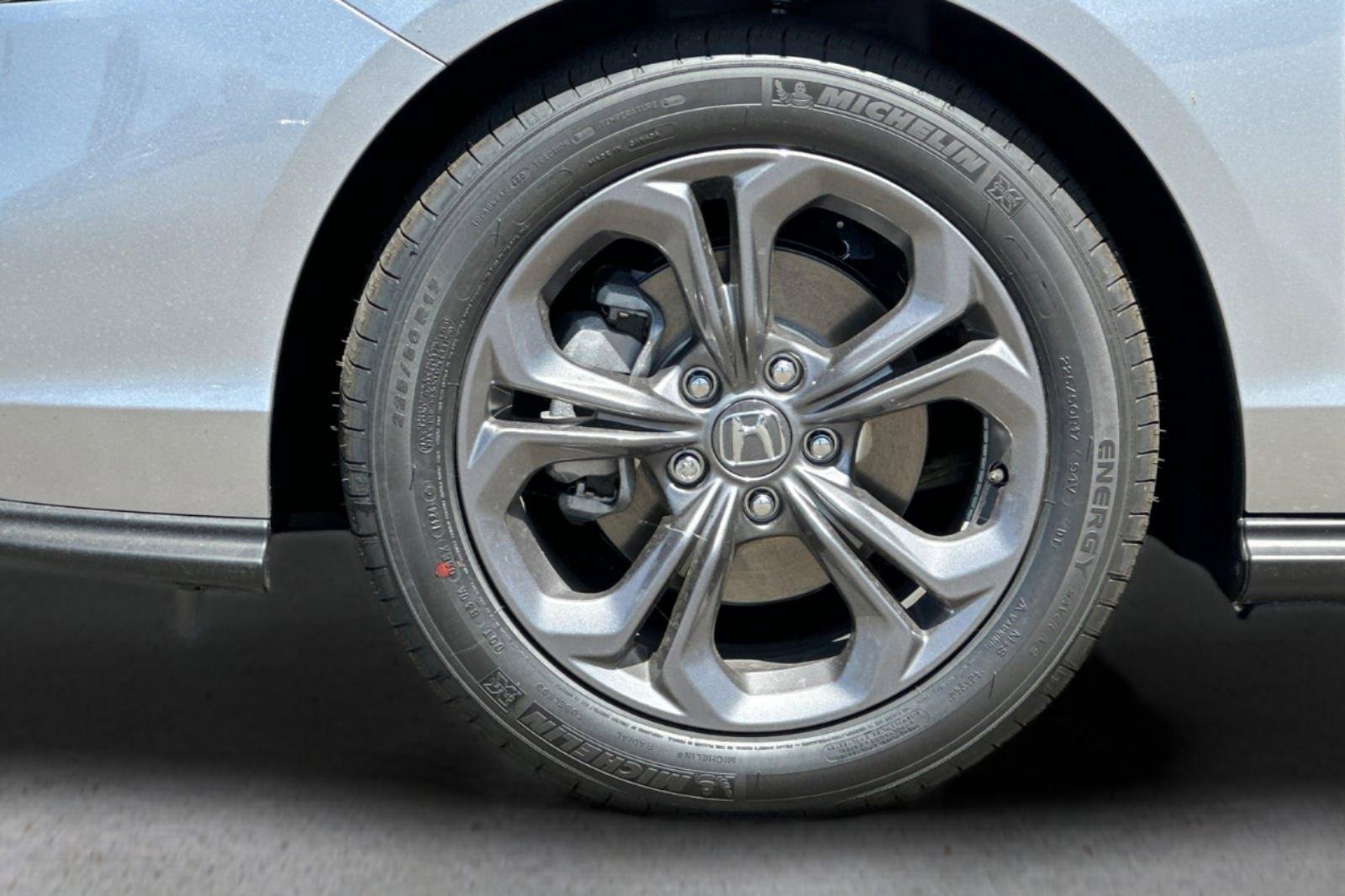 Used 2024 Honda Accord EX image 23