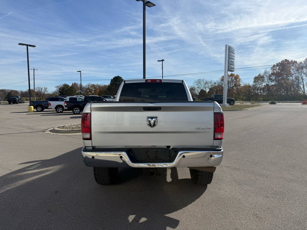 Used 2017 RAM 3500 Tradesman w/ Chrome Appearance Group image 4