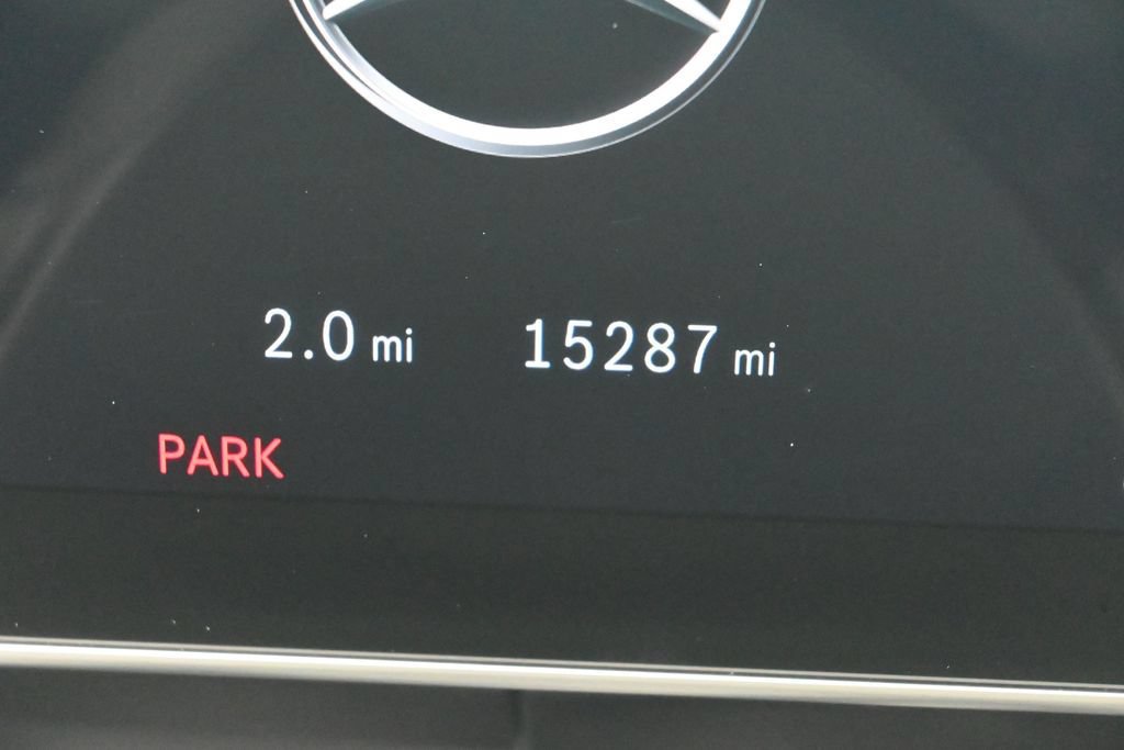 Used 2026 Mercedes-Benz GLC 300 image 33