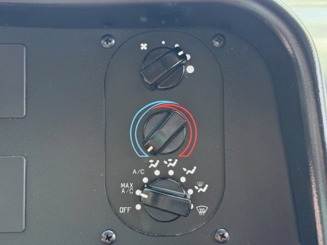 Used 2014 Ford E-350 and Econoline 350 Super Duty w/ A/C Prep Package RWD image 16