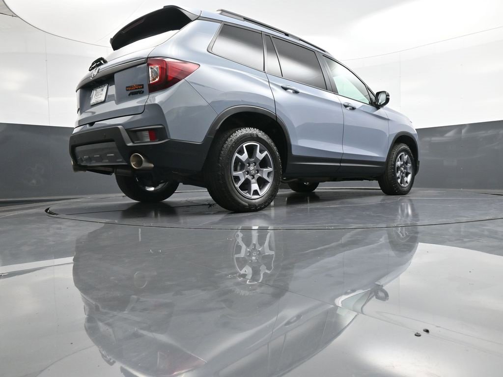 Certified 2022 Honda Passport TrailSport image 30