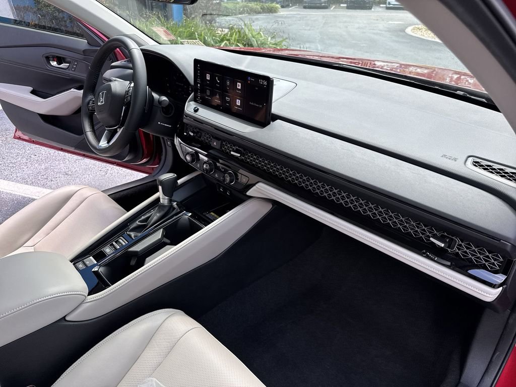 Certified 2024 Honda Accord Touring image 28