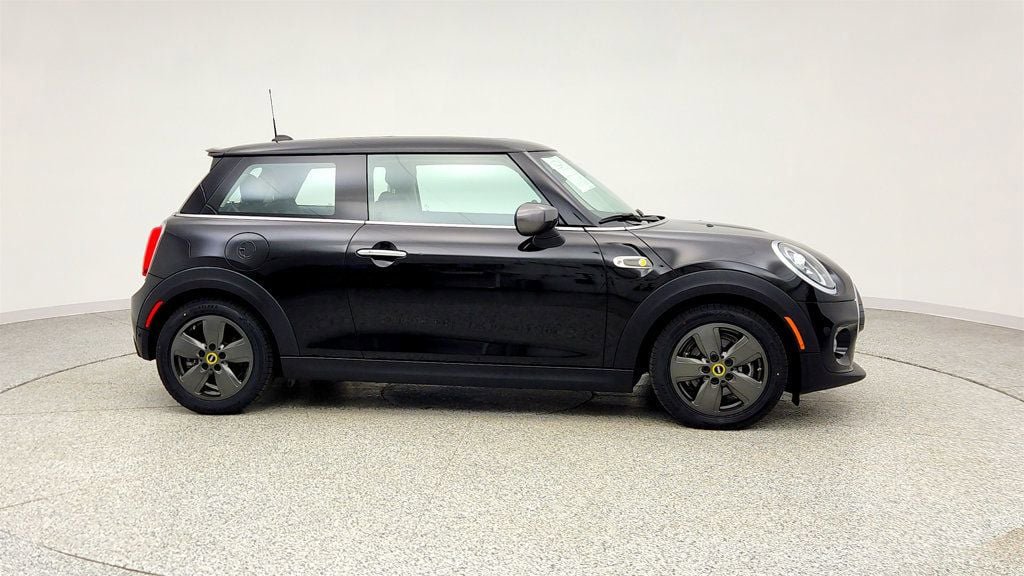 Used 2021 MINI Cooper SE w/ 6.5" Touchscreen Package FWD image 4