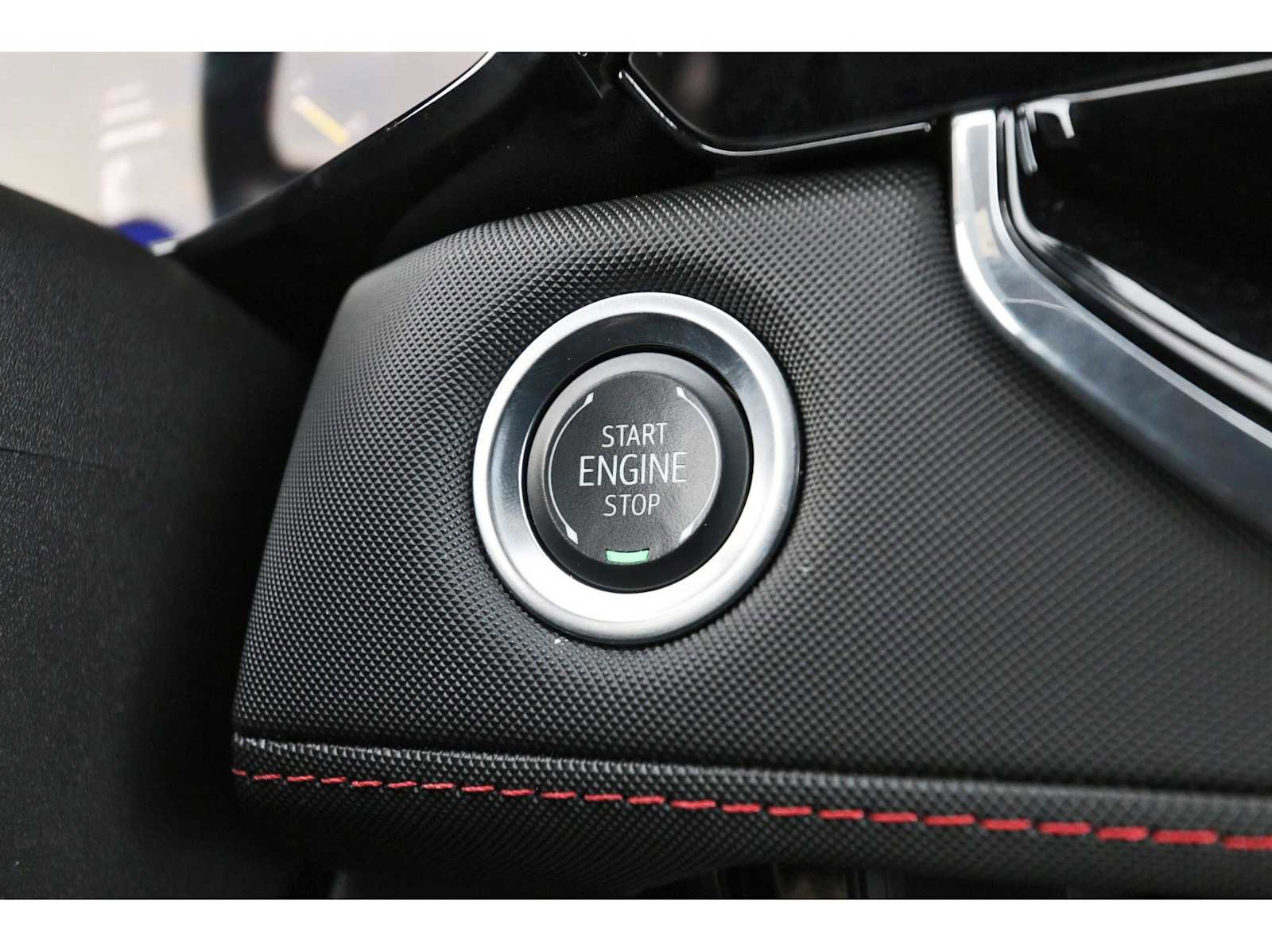 Used 2024 Chevrolet Colorado Z71 w/ Z71 Convenience Package 2 image 24