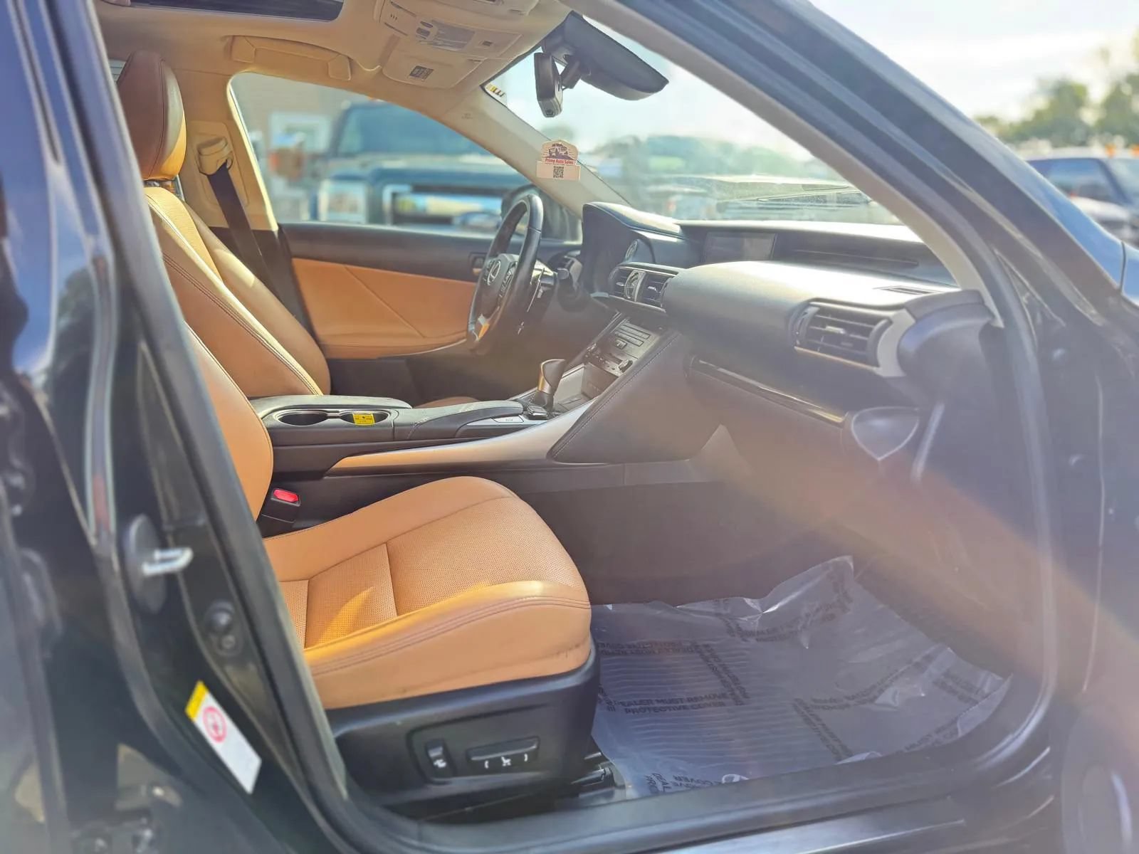 Used 2017 Lexus IS 300 AWD w/ Navigation System Package image 29