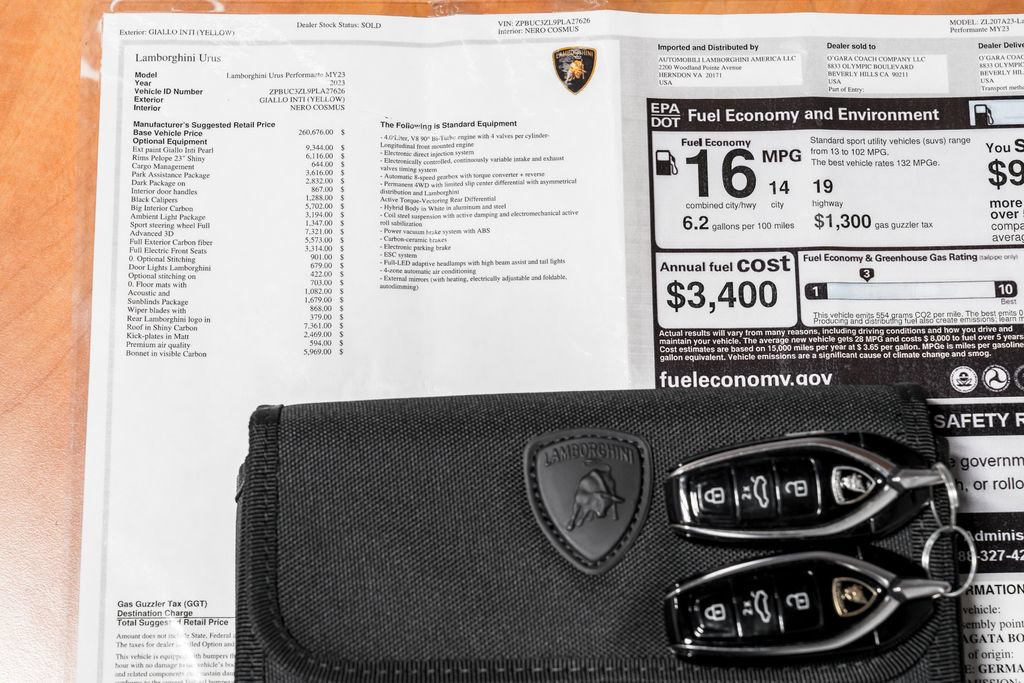 Used 2023 Lamborghini Urus Performante AWD/4WD image 67