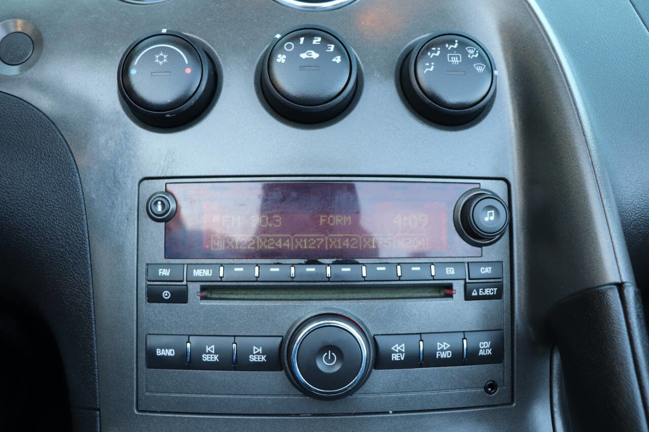 Used 2008 Pontiac Solstice Convertible w/ Preferred Package image 28