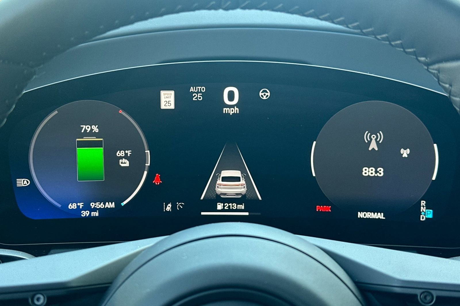 New 2025 Porsche Macan 4S Electric image 26