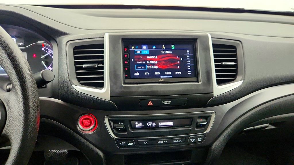 Used 2019 Honda Ridgeline RT image 17