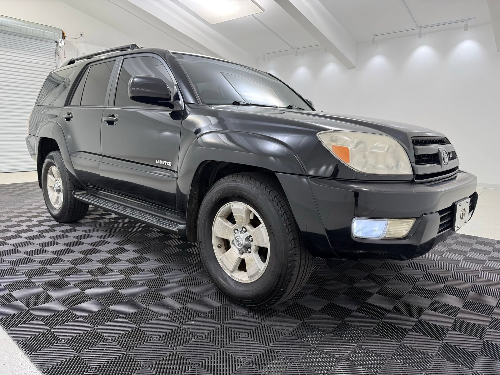 Used 2005 Toyota 4Runner Limited RWD video 1