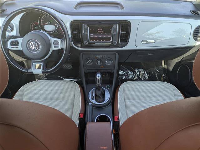 Used 2017 Volkswagen Beetle 1.8T Classic FWD image 16