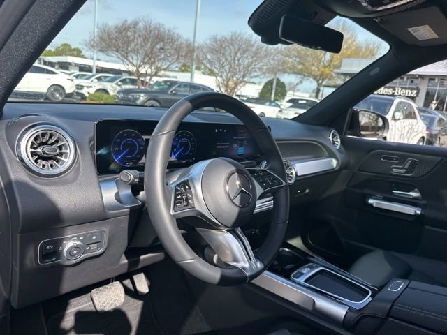 Certified 2024 Mercedes-Benz EQB 300 4MATIC image 11