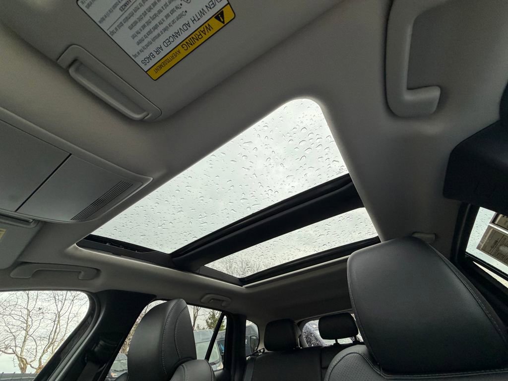 Used 2025 MAZDA CX-50 AWD 2.5 Hybrid w/ Premium Pkg image 30