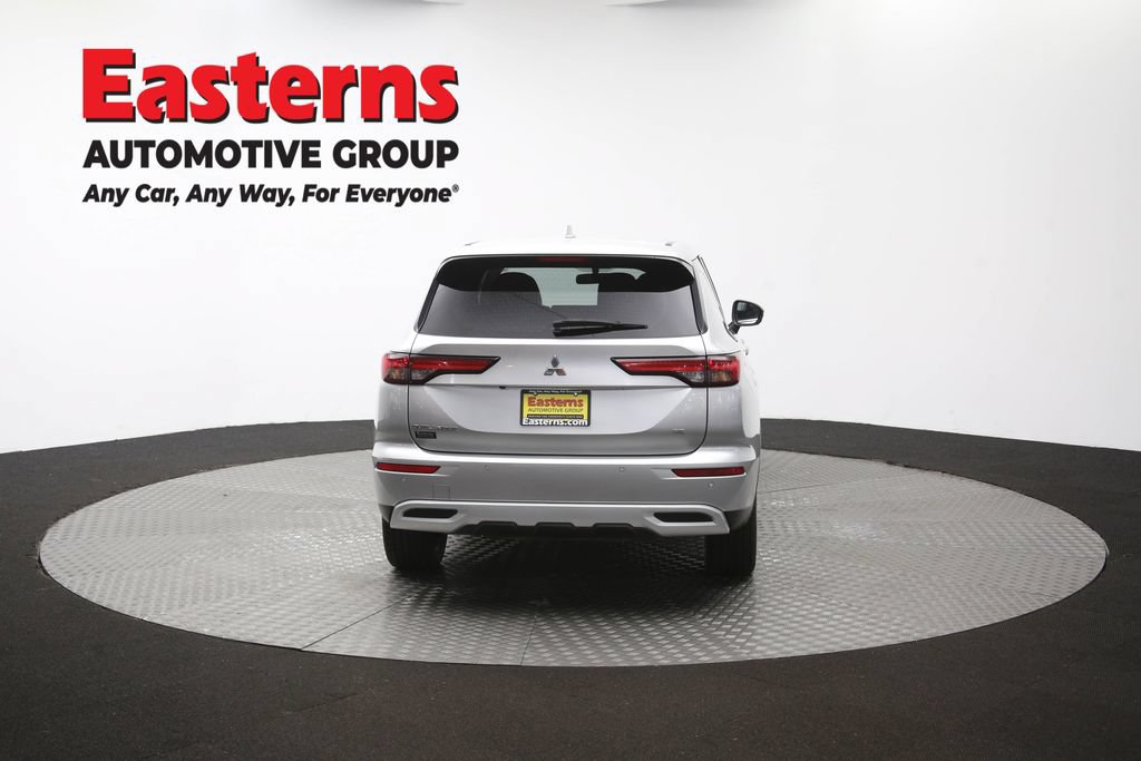 Used 2024 Mitsubishi Outlander SE AWD/4WD image 37