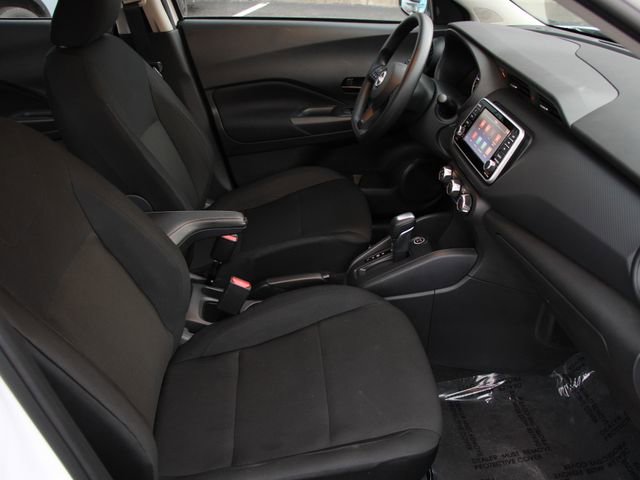 Certified 2025 Nissan Kicks Play S FWD image 32