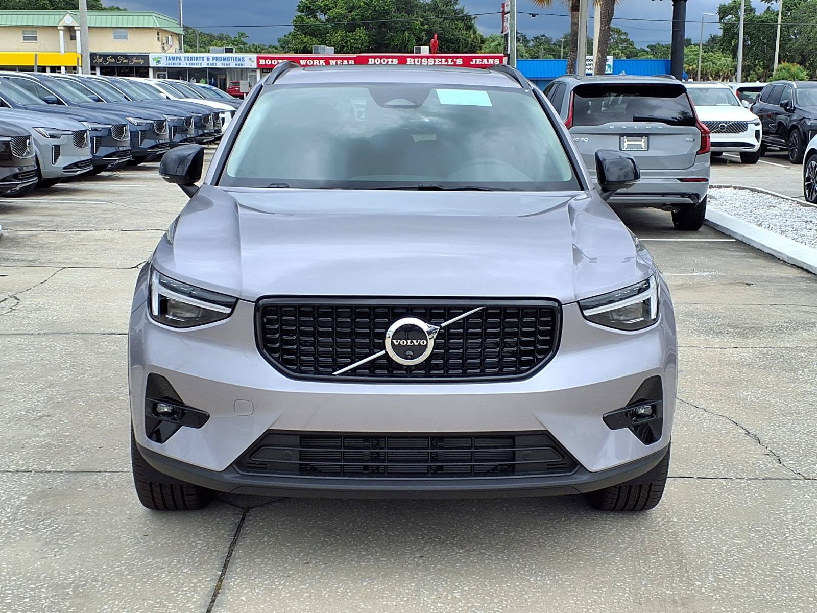 New 2026 Volvo XC40 B5 Plus w/ Protection Package Premier AWD/4WD image 2