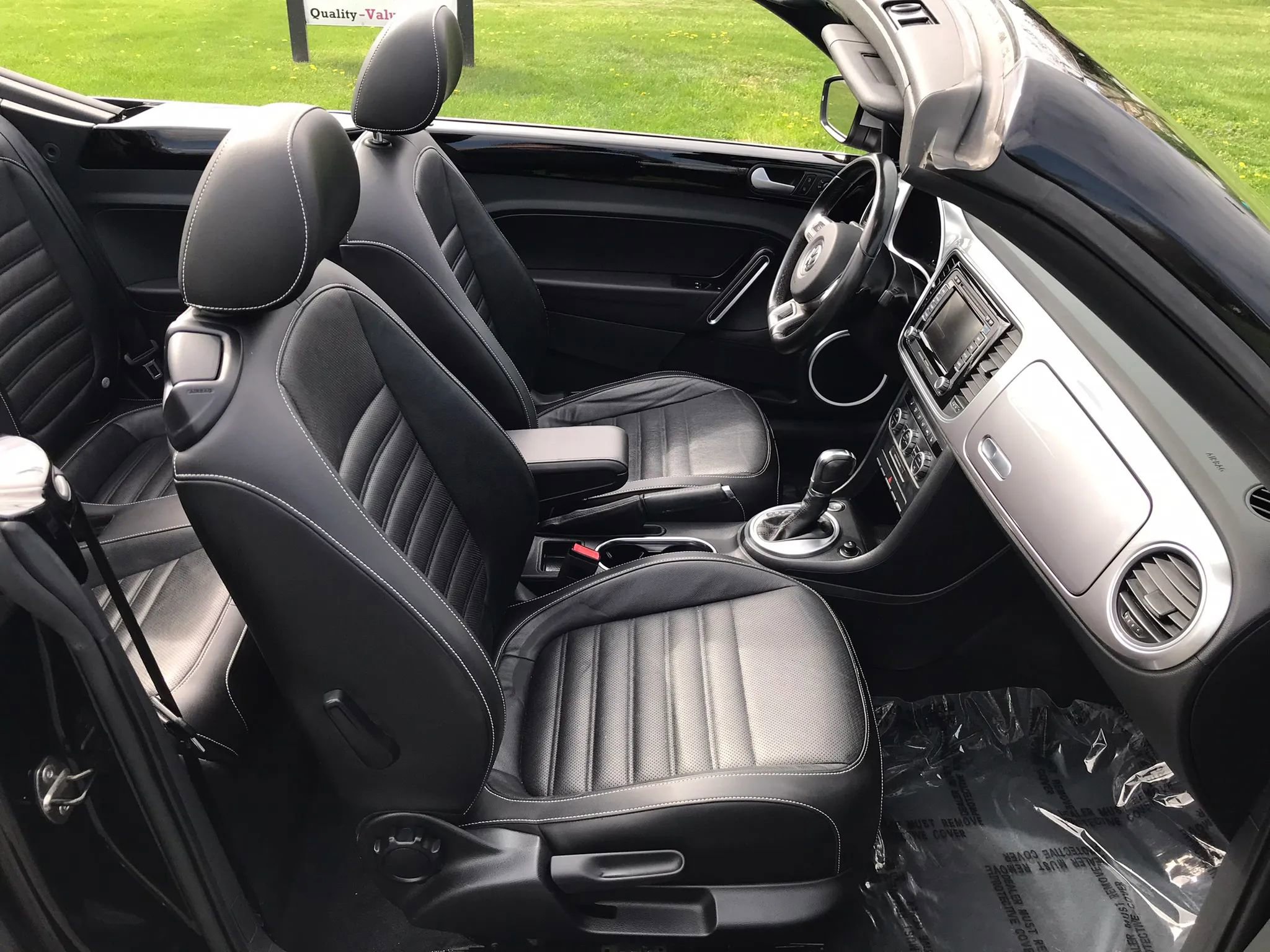 Used 2014 Volkswagen Beetle TDI FWD image 46