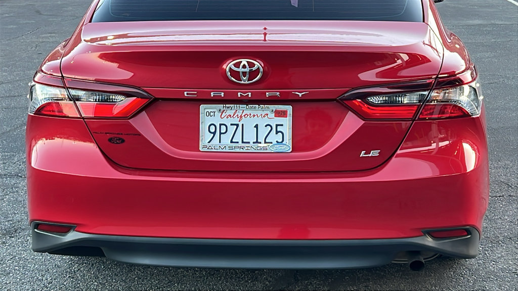Used 2023 Toyota Camry LE w/ Convenience Package FWD image 6