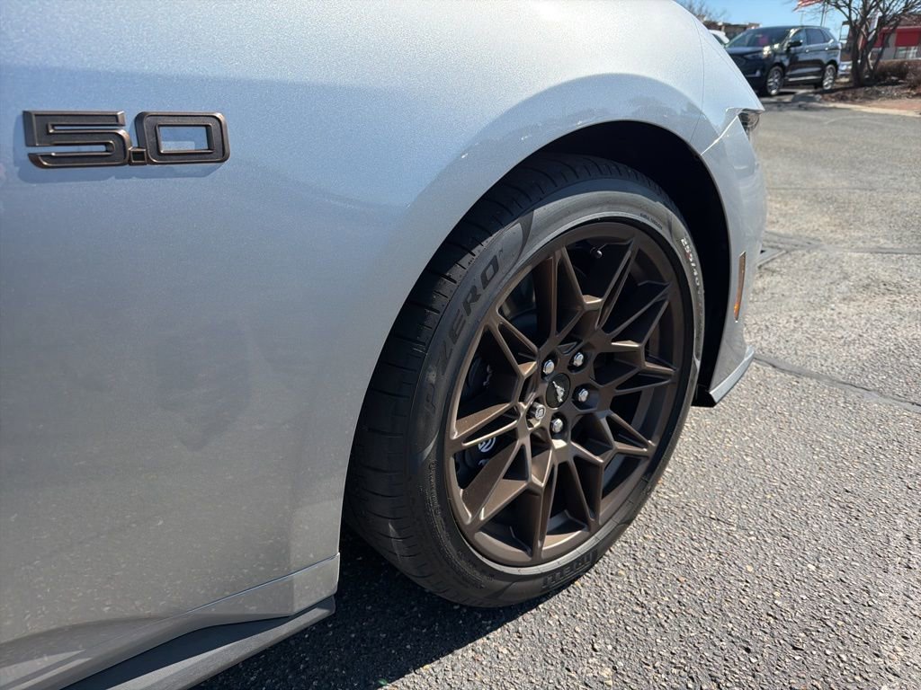 Used 2025 Ford Mustang GT Premium w/ GT Performance Package image 12