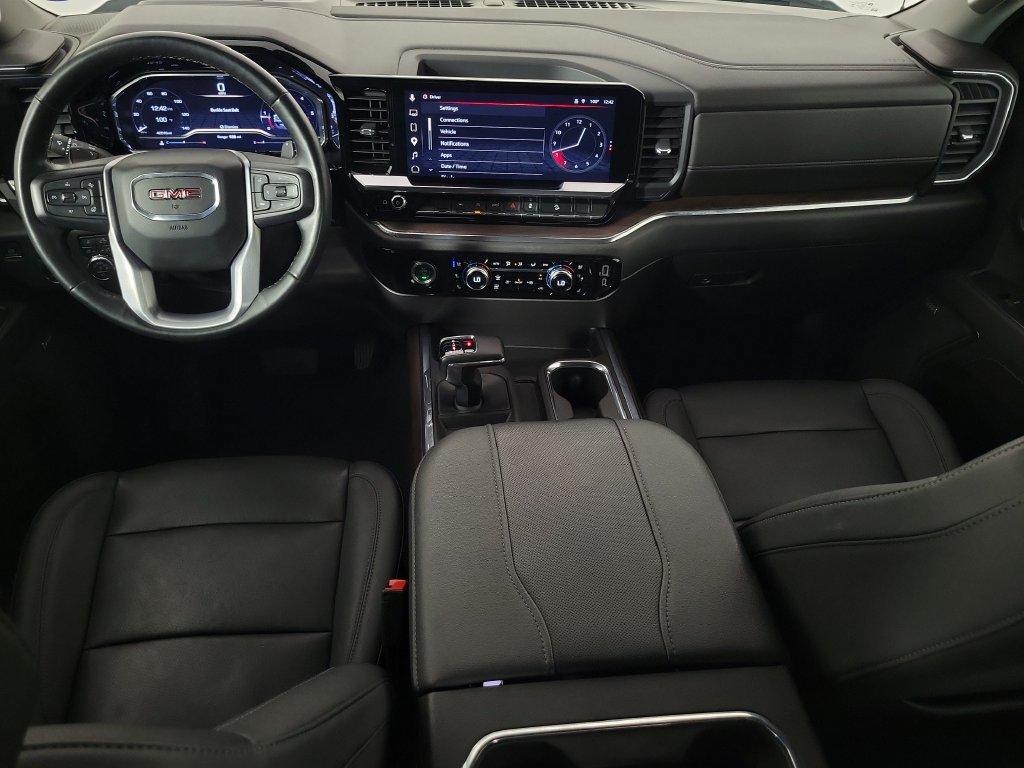 Used 2023 GMC Sierra 1500 SLT w/ SLT Premium Package AWD/4WD image 10