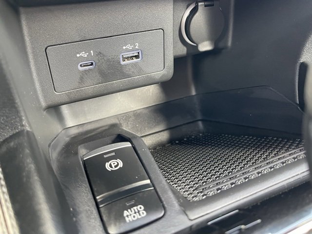 Certified 2024 Nissan Kicks SV image 13