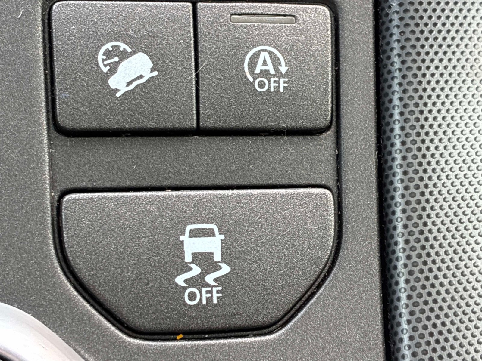Used 2018 Land Rover Range Rover Evoque AWD/4WD image 33