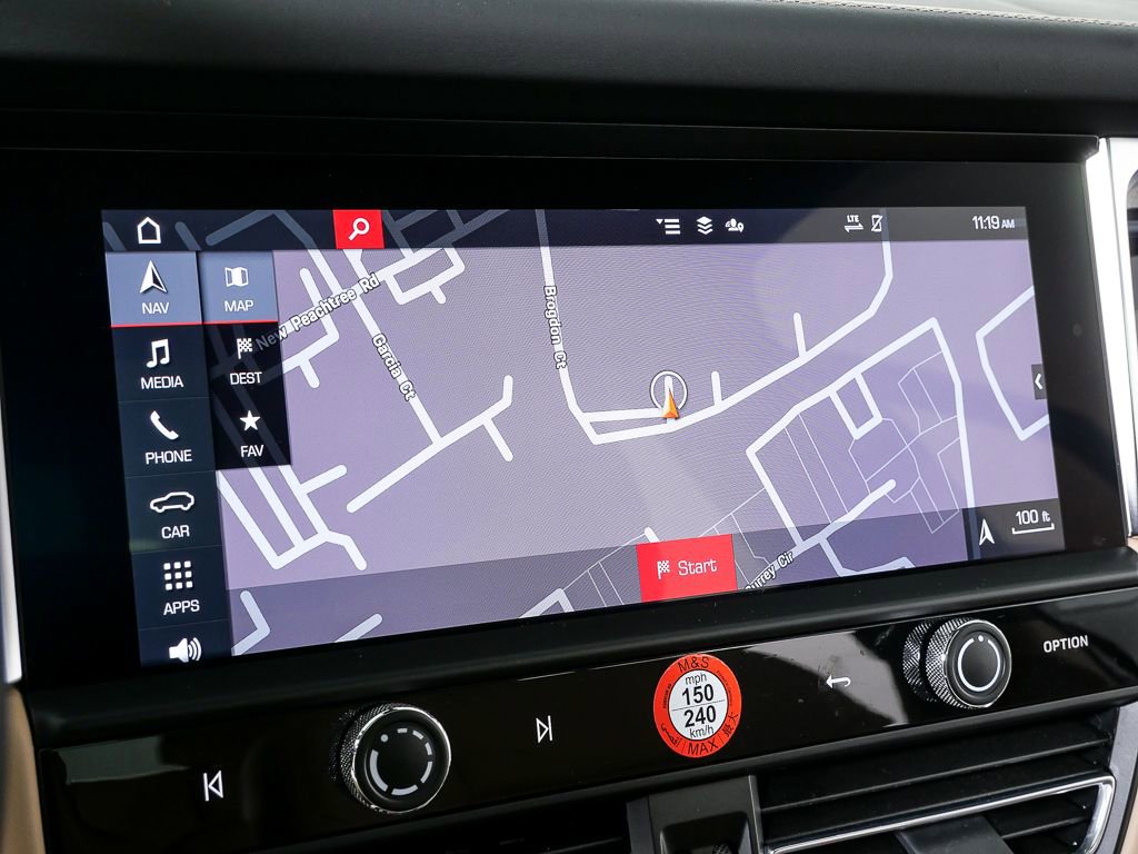Certified 2023 Porsche Macan Turbo AWD/4WD image 15