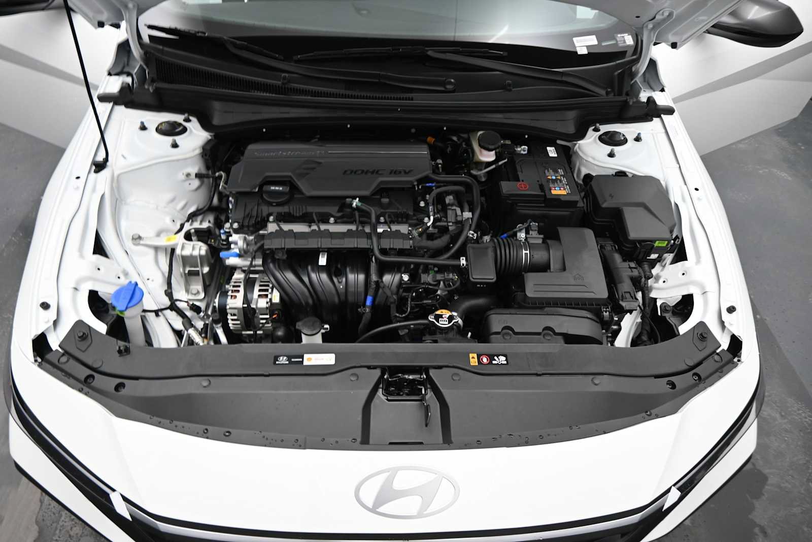 New 2026 Hyundai Elantra SEL Sport FWD image 22