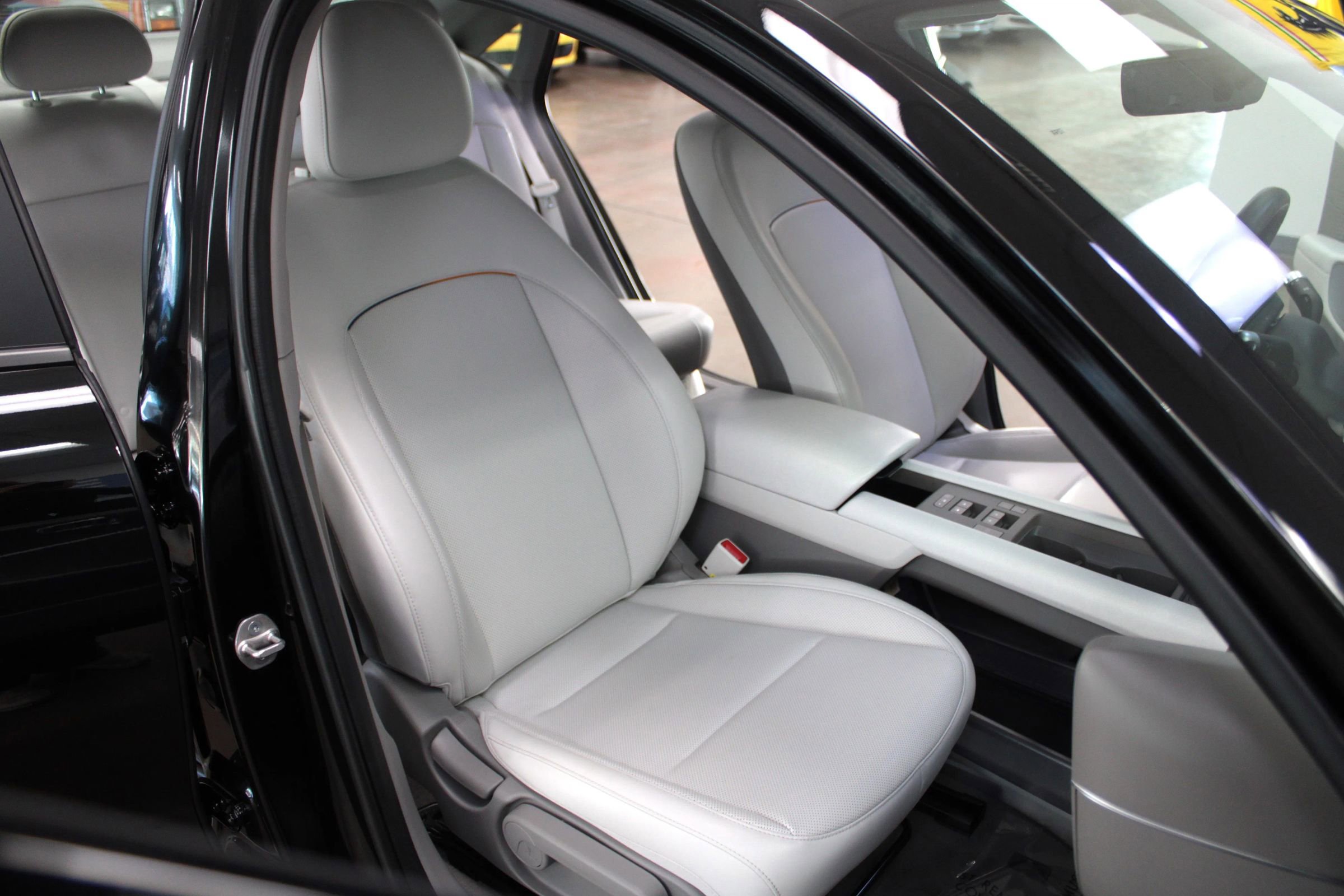 Used 2023 Hyundai Ioniq 6 SEL w/ Cargo Package image 12