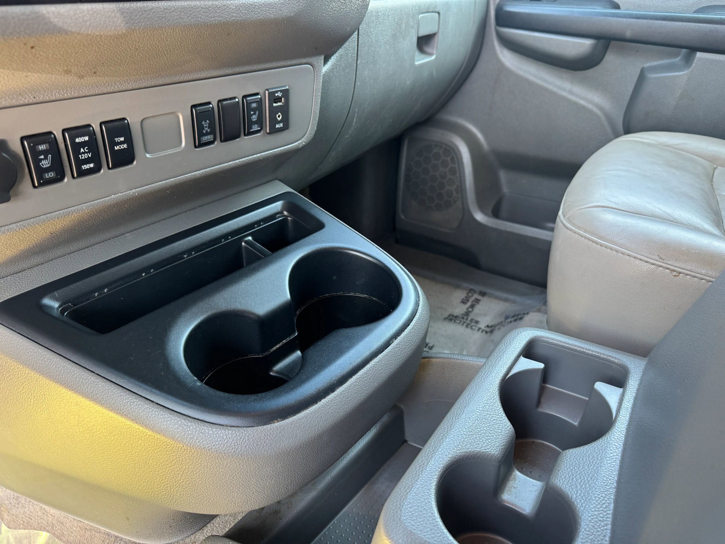 Used 2020 Nissan NV 3500 SL image 21