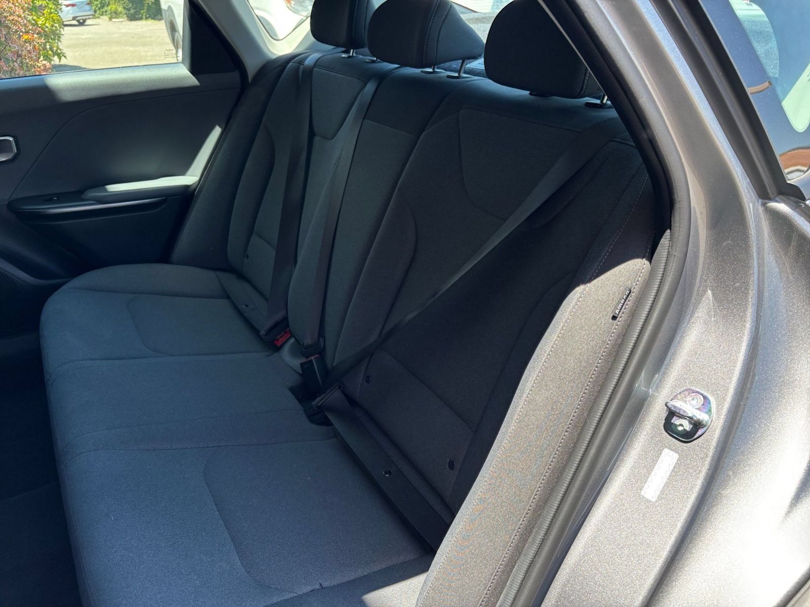 Used 2025 Kia K4 FWD image 37