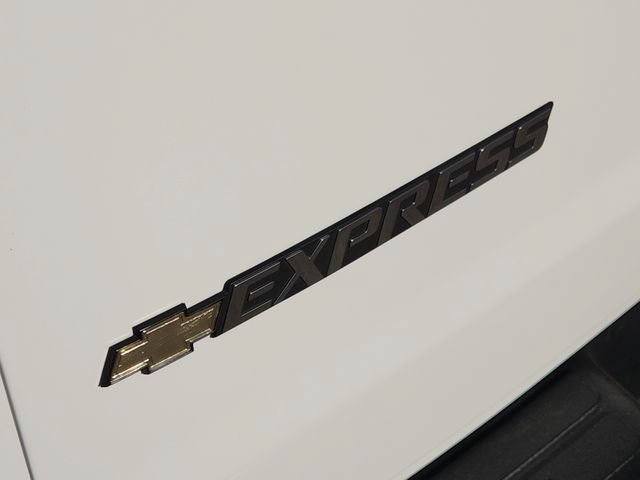 Used 2025 Chevrolet Express 3500 LS RWD image 10