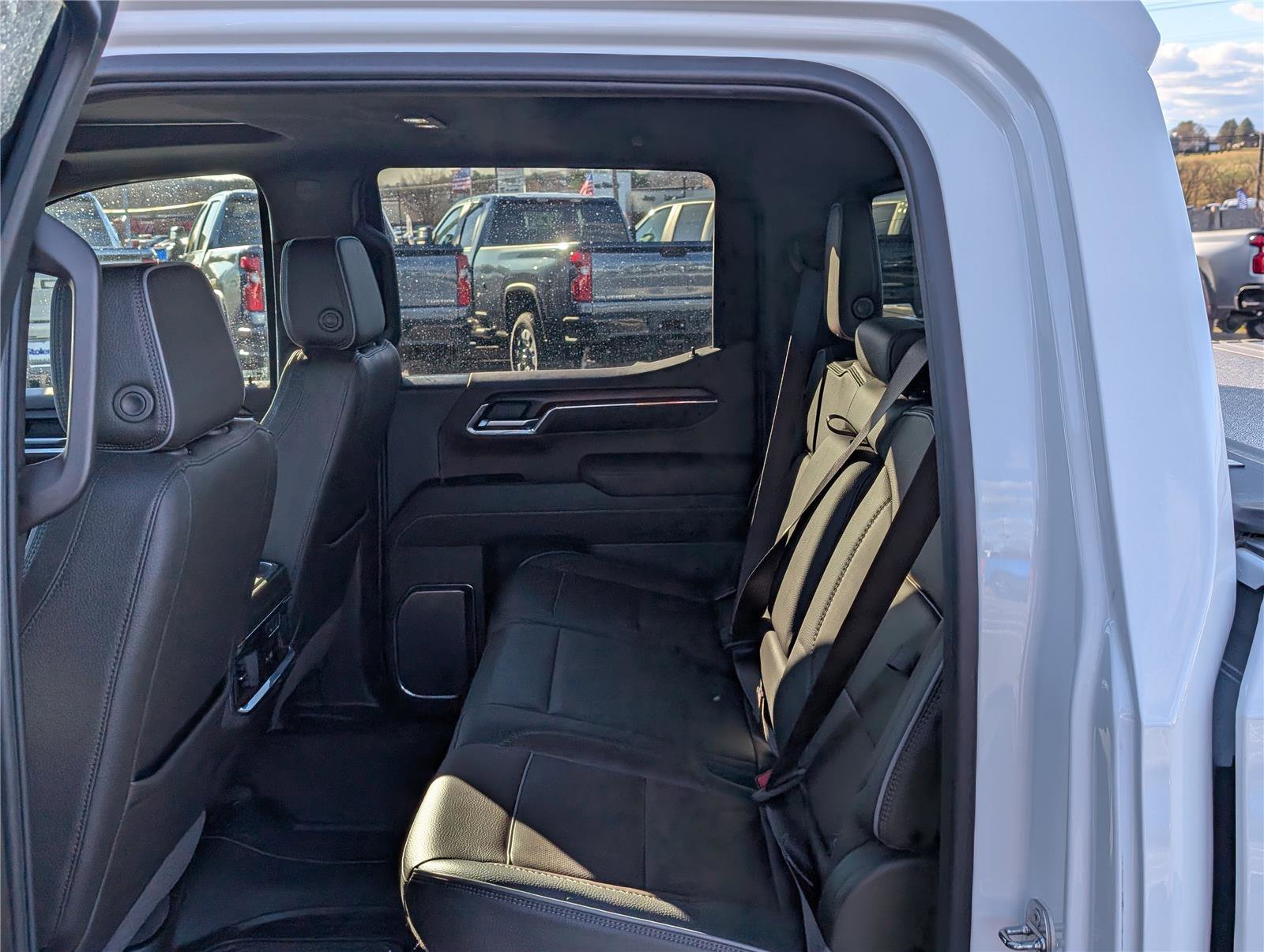 Used 2024 GMC Sierra 1500 Denali w/ Denali Reserve Package image 14