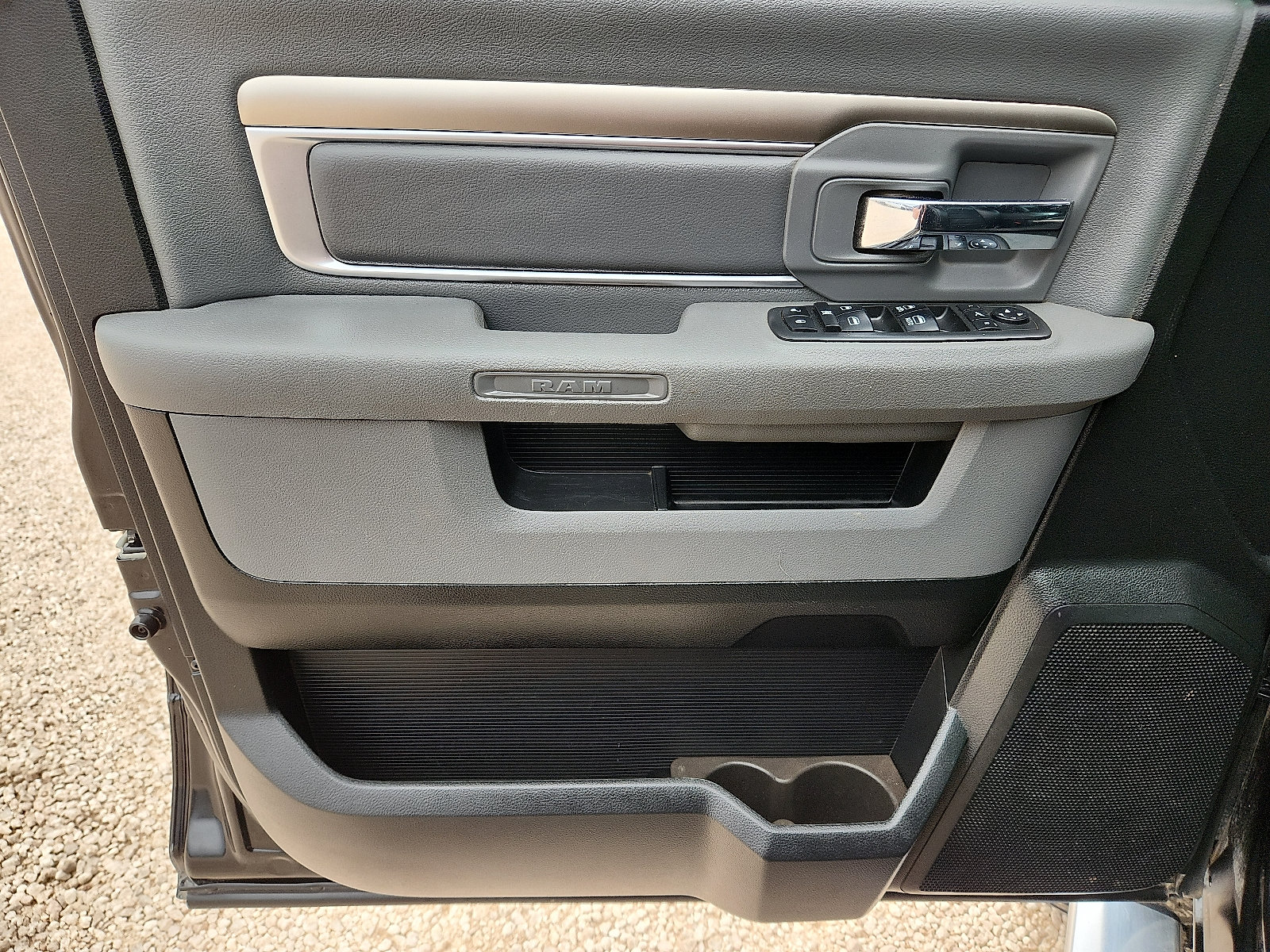 Used 2018 RAM 1500 Lone Star AWD/4WD image 12