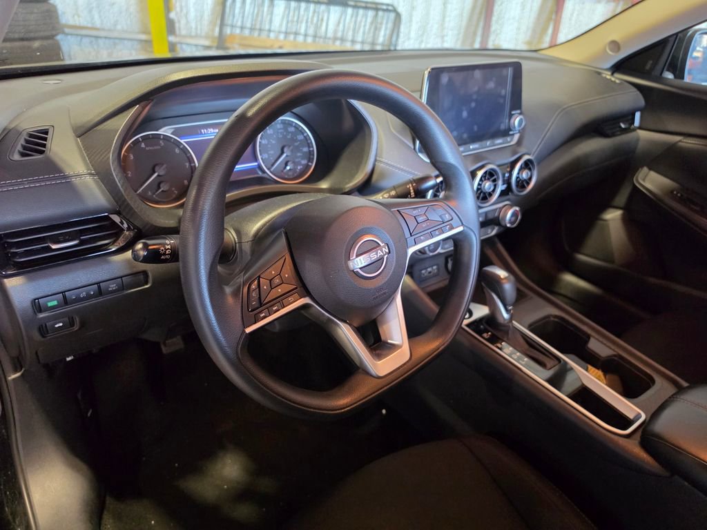 Used 2024 Nissan Sentra SV image 4