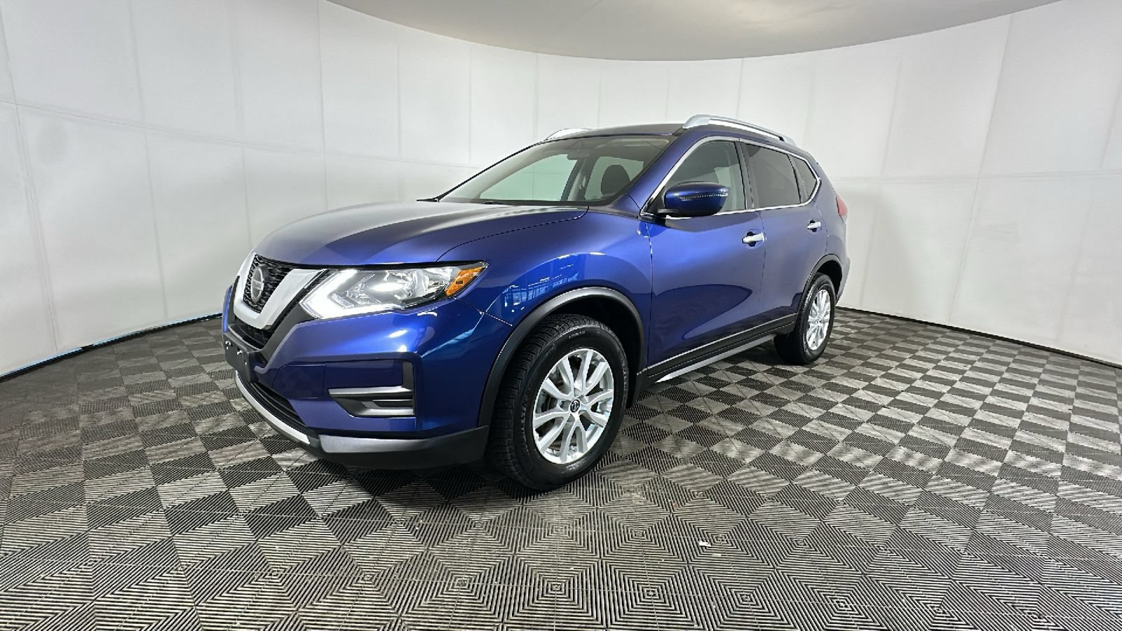 Used 2020 Nissan Rogue S AWD/4WD image 6