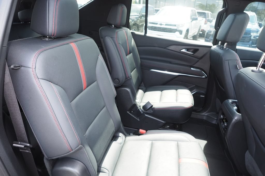Used 2024 Chevrolet Traverse RS AWD/4WD image 20