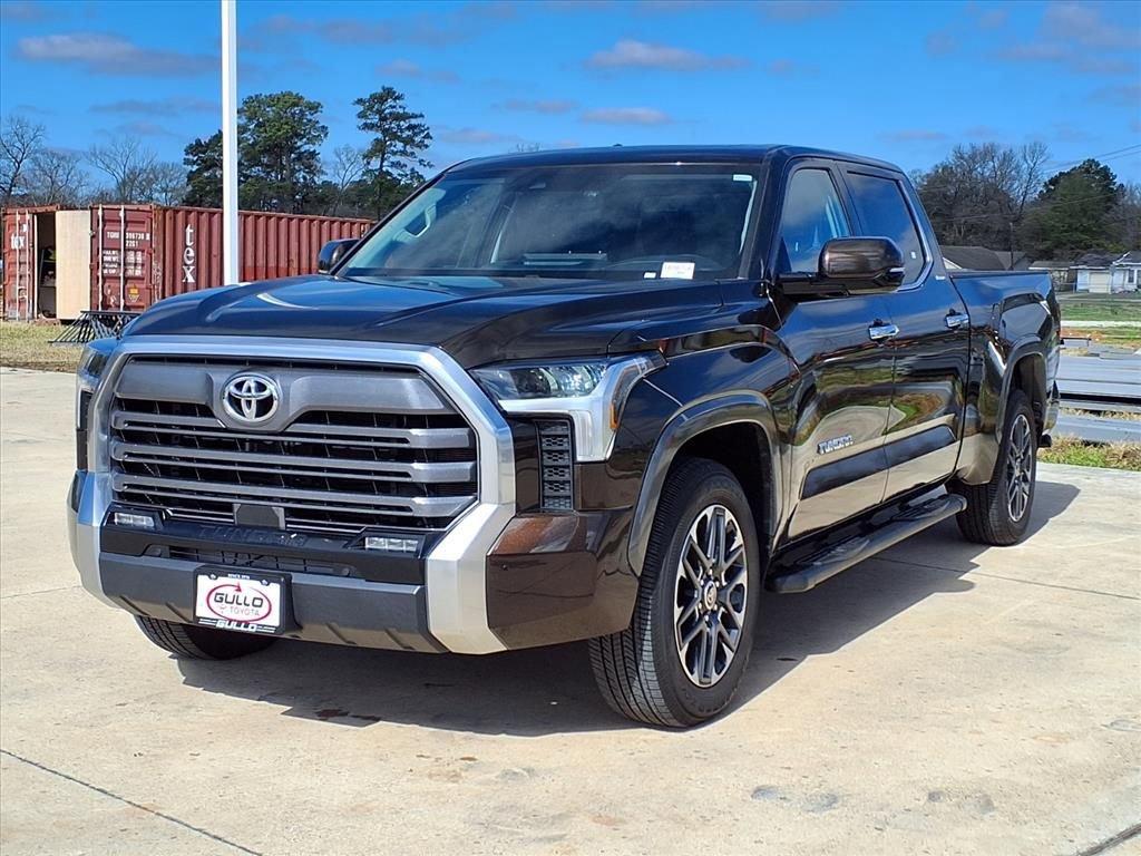 Used 2022 Toyota Tundra Limited w/ Power Package image 3