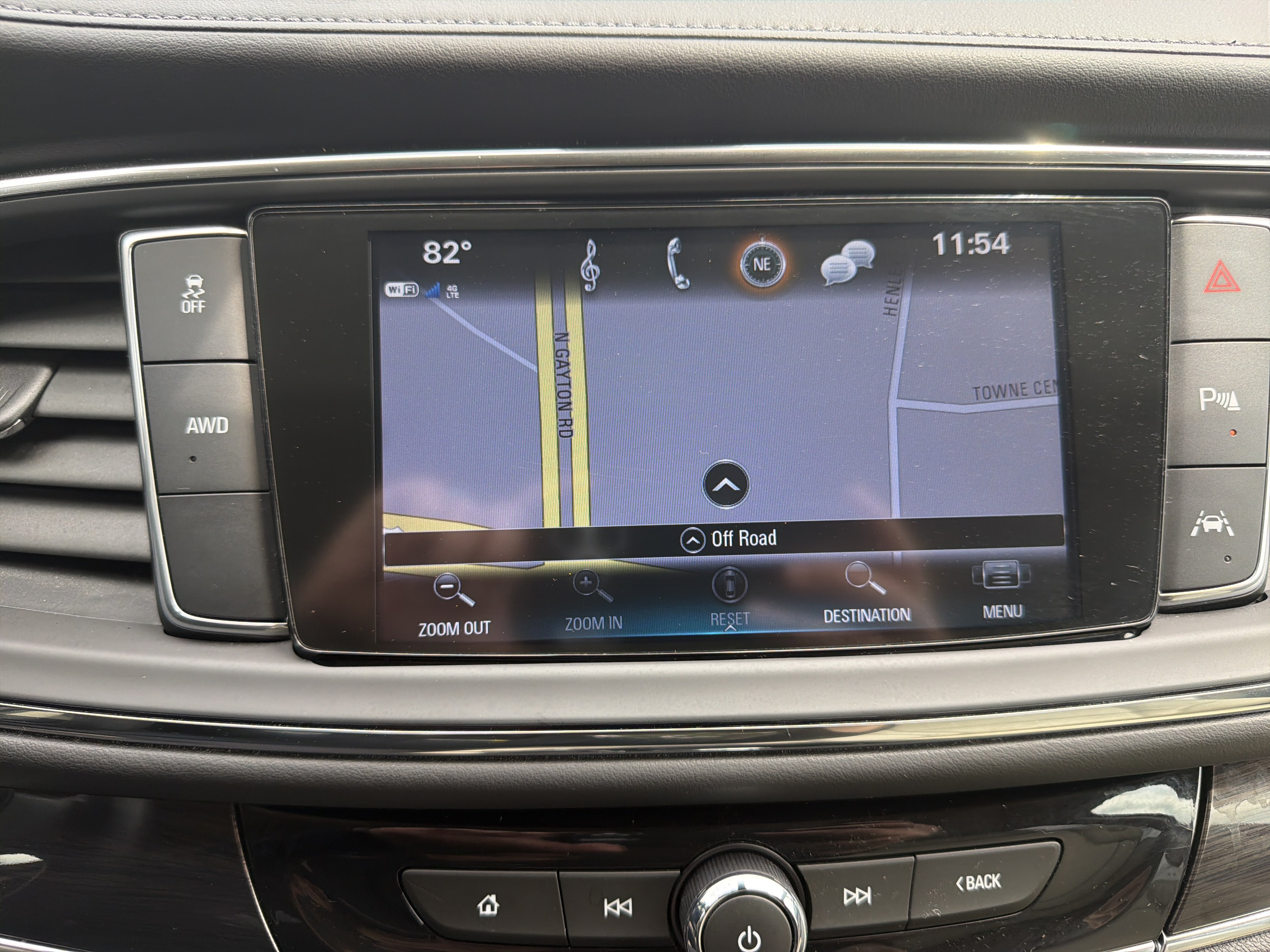 Used 2018 Buick Enclave Premium AWD/4WD image 24