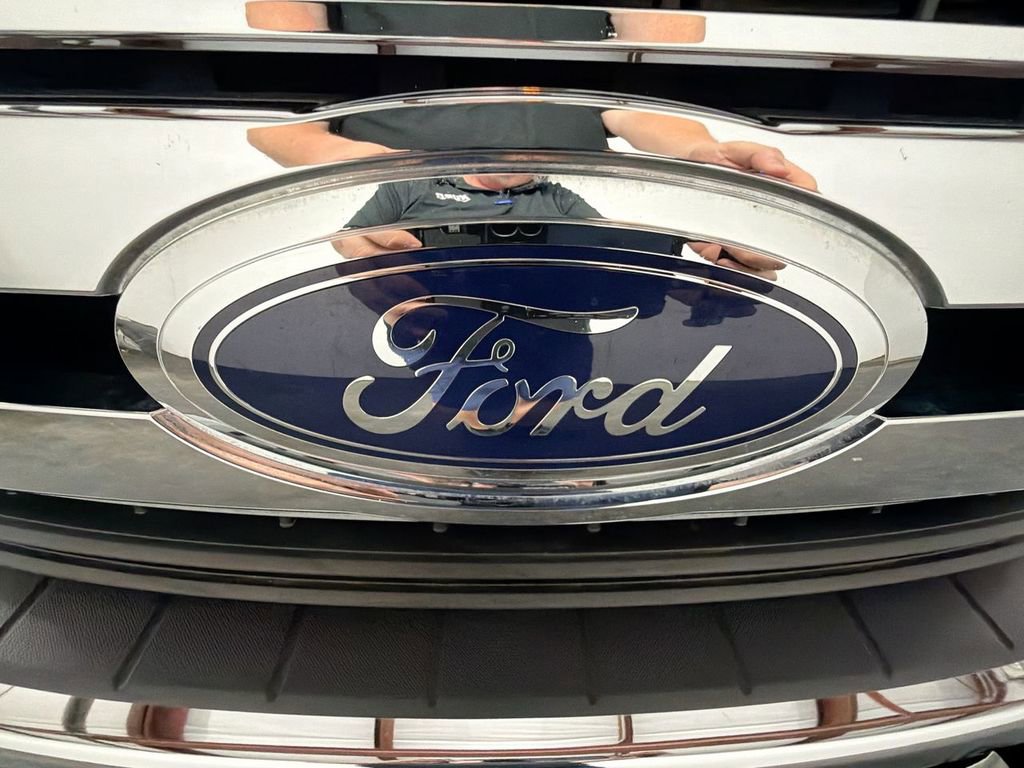 Used 2018 Ford F250 XL w/ STX Appearance Package AWD/4WD image 26
