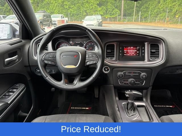 Used 2015 Dodge Charger SE RWD image 17