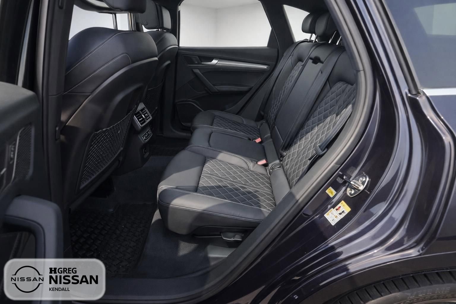 Used 2018 Audi SQ5 Premium Plus w/ S Sport Package AWD/4WD image 10