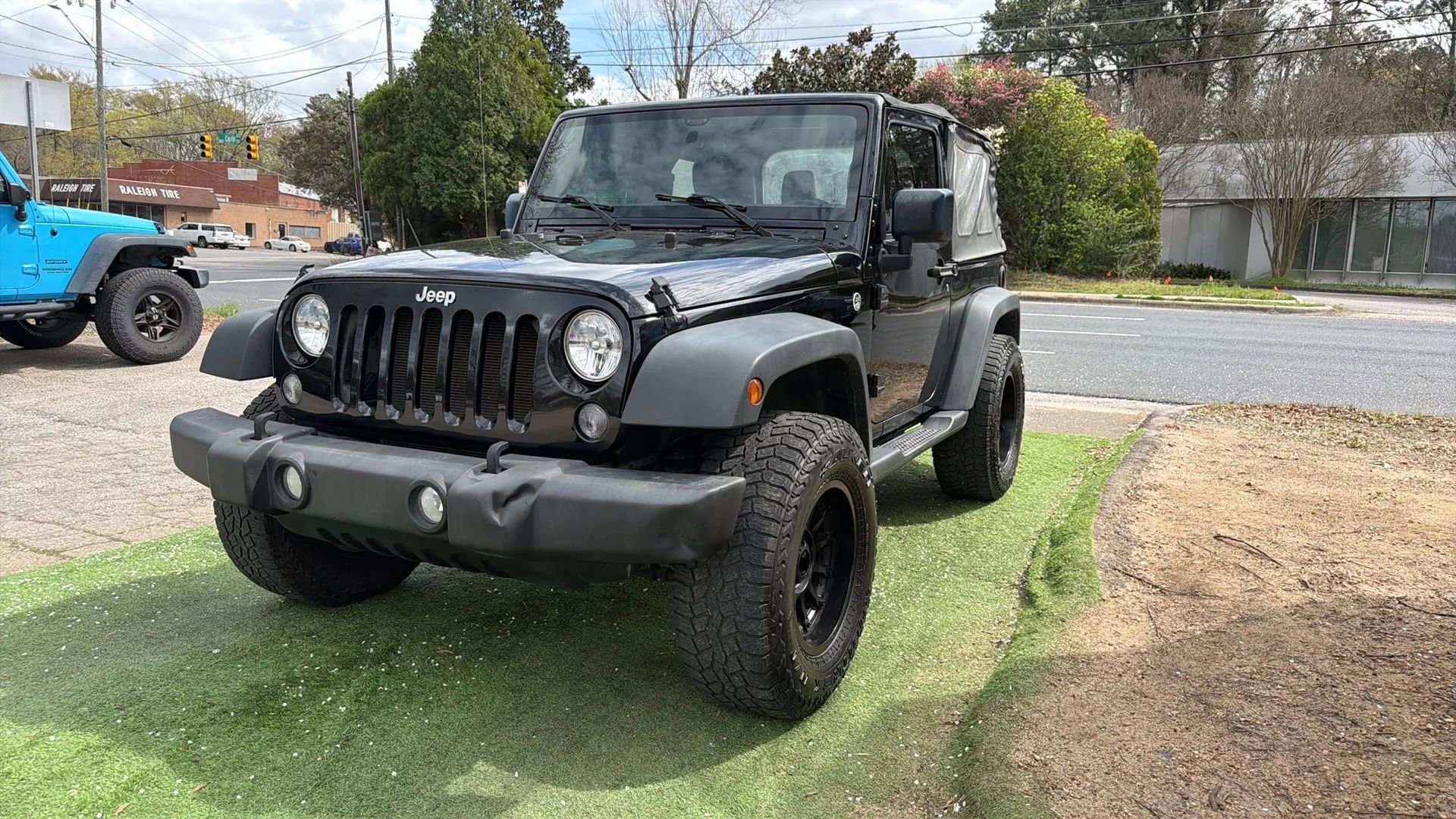 Used 2015 Jeep Wrangler Sport image 5