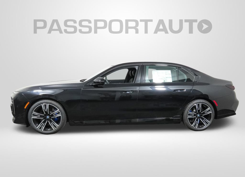 Used 2025 BMW i7 eDrive50 w/ M Sport Package RWD image 2