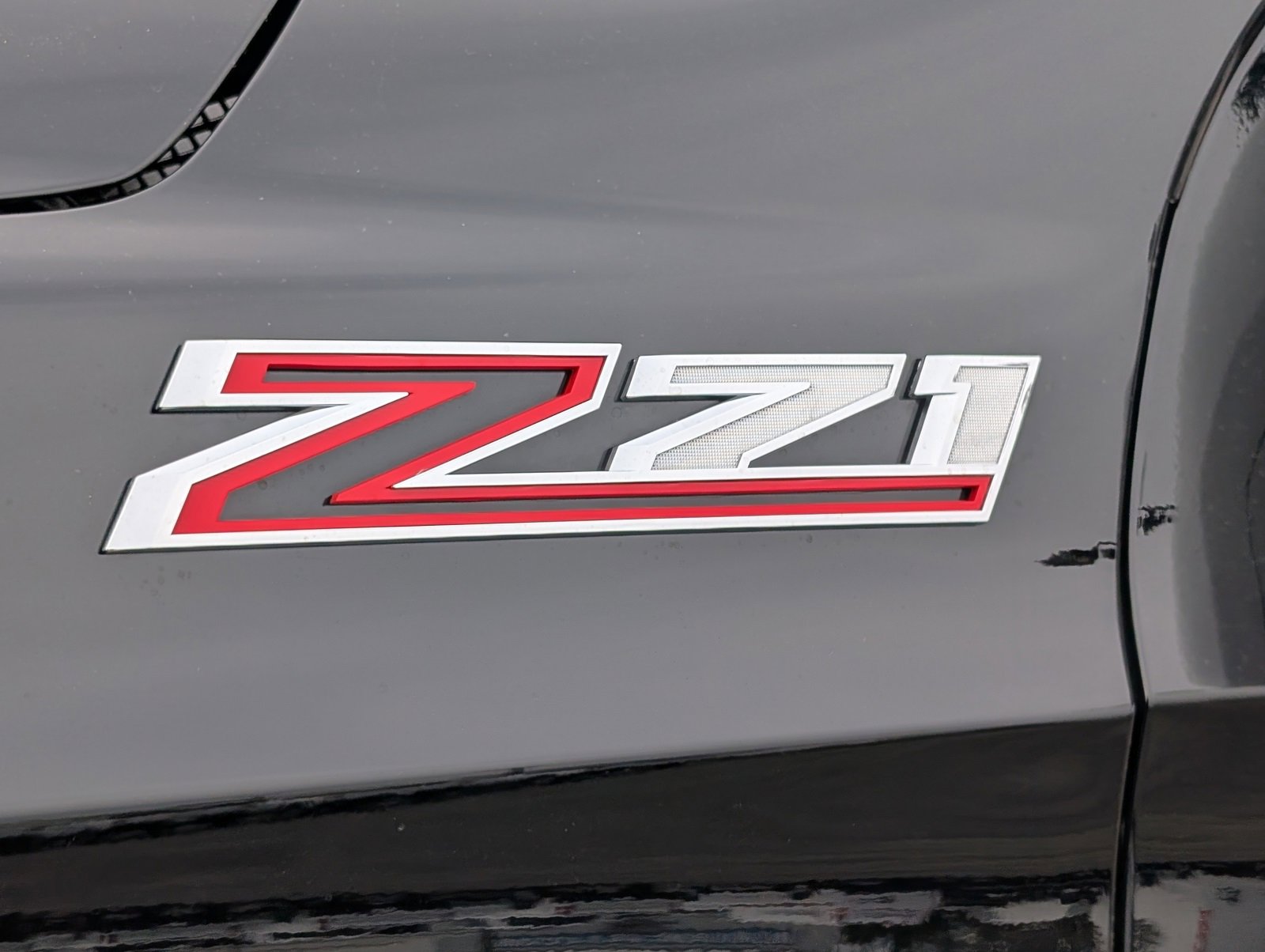 Used 2024 Chevrolet Tahoe Z71 w/ Luxury Package image 6